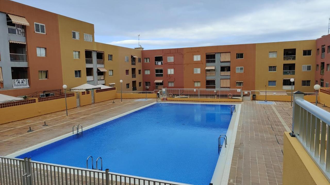 Iris Holiday Apartment กันเดลาเรีย ภายนอก รูปภาพ